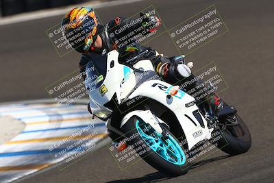 media/Sep-21-2025-TrackDaz (Sun) [[277c75b276]]/C Group/240pm (Turn 6)/